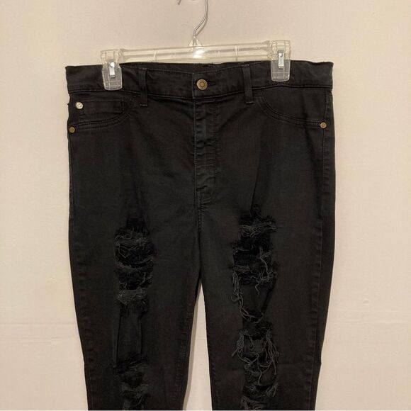 Pistola Black Jeans Womens Size 31 Distressed Ripped Pants Skinny Jeans Mid Rise - Picture 3 of 10